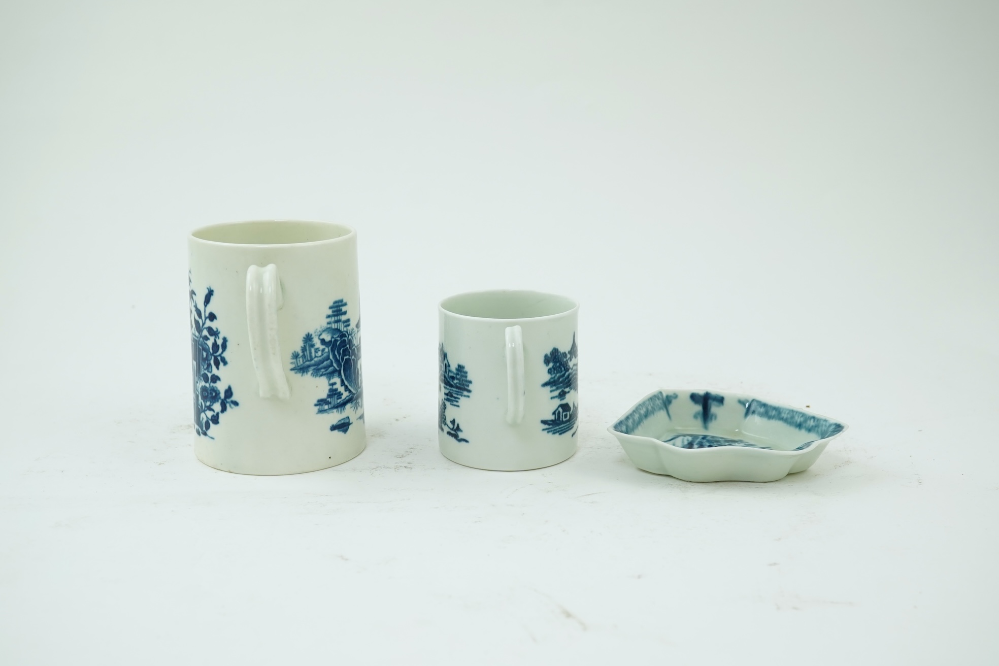 A Worcester blue and white Rock Willow Rock Bird pattern Hors d'Oeuvres tray, c.1758-1765